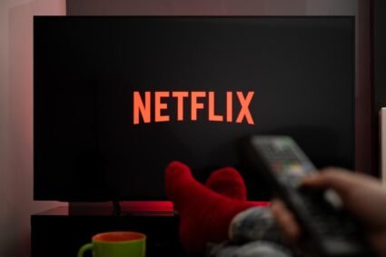 Qué ver hoy en Netflix Colombia: 10 series del Top con perfil y para quién